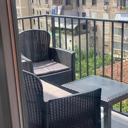 Appartement Modern Cozy W/in 10 Min Walk From Main Square *
