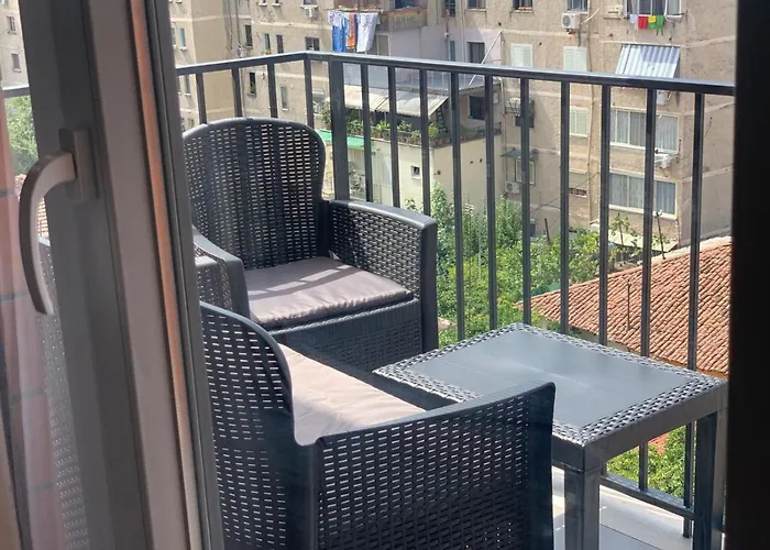 Appartement Modern Cozy W/in 10 Min Walk From Main Square *