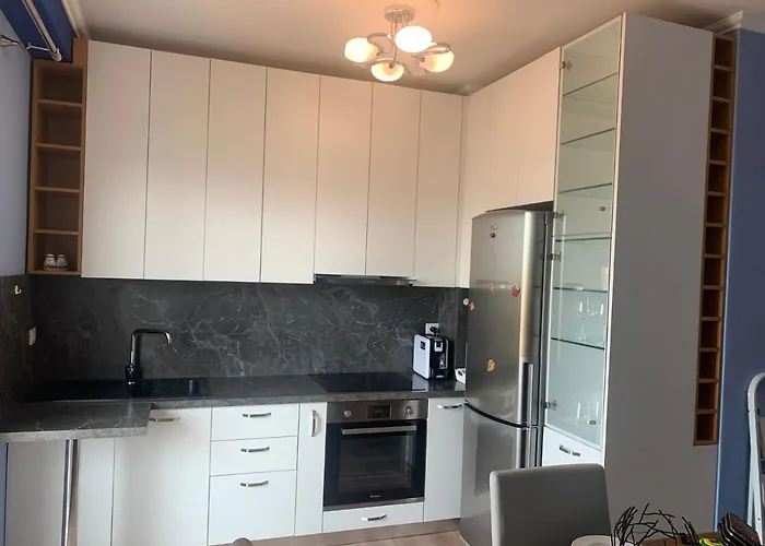 Modern Cozy W/in 10 Min Walk From Main Square Appartement Tirana